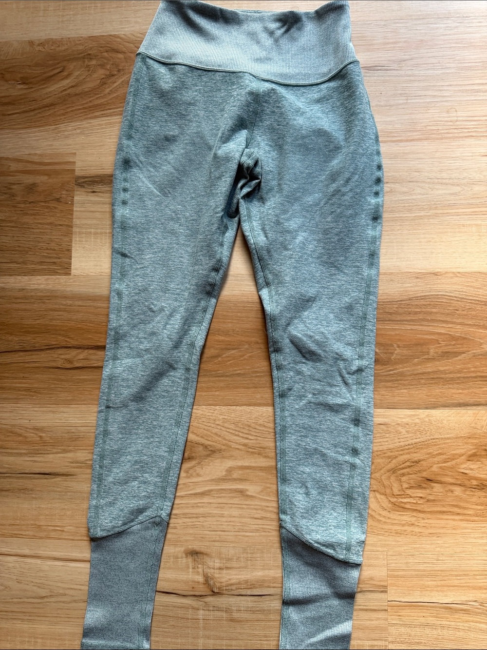 Alo Gray Rib-Waist Leggings